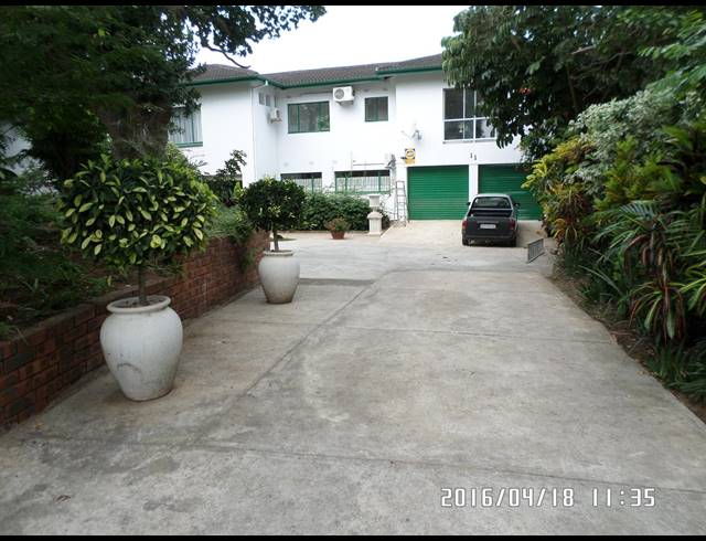 2 BEDROOM FLAT RENTED IN MEER EN SEE